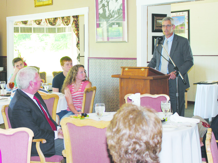 Superintendent Richard Seas spoke about the importance of leadership and raising educational expectations in our school district.