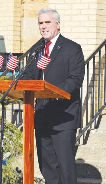 United States Congressman Brad Wenstrup was the featured guest speaker in the DAR ceremonies honoring Vietnam veterans and the 50th anniversary of the war.