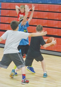 Peebles holds 2015 Basketball Camp