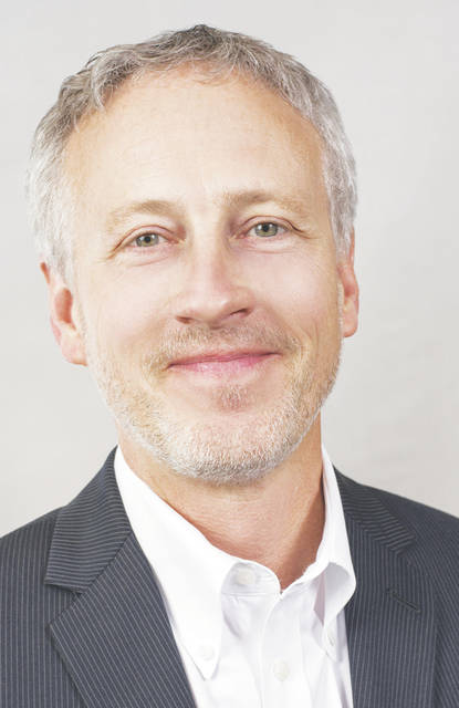 127163038_web1_Ridings