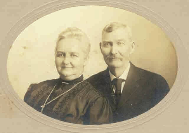 Pictured are Robert Arthur and Lurissa (Caskey) Glasgow. Lurissa was the teller of tales to Grandma G and the granddaughter of Old Jim Caskey and the daughter of Alec Caskey.