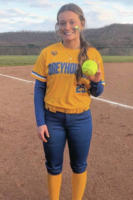 131406641_web1_ApplegateHR
Shortstop Ellianna Applegate homered in each of the teams first two games to begin the 2025 season. (Photo ptovided)