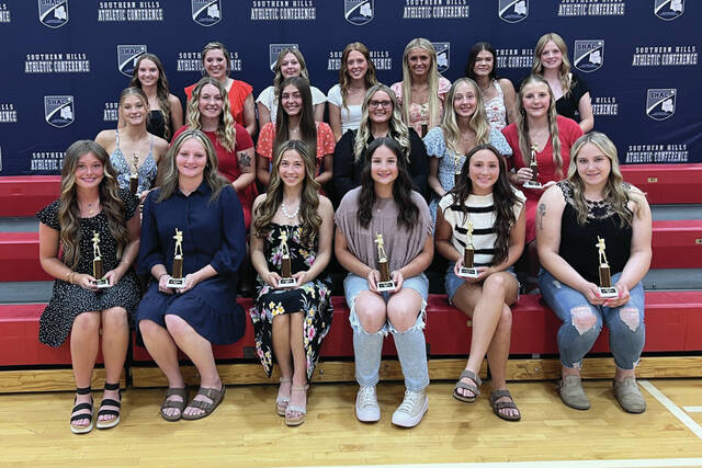 131571164_web1_SHAC-Softball
Here is the 2025 Southern Hills Athletic Conference Softball All-Conference Team. Front row, from left, Ellianna Applegate (Manchester), Noel Barnhill (Lynchburg), Lilly Carlier (Fayetteville), Paige Evans (North Adams), Carlee Garrison (North Adams) and Allie Grooms (Eastern Brown); Middle row, from left, Jobey Hattan (Fairfield), Olivia Lewis (West Union), Brooklyn Manning (Ripley), Sophia Michael (Lynchburg), Kaelyn Musser (Peebles) and Kendall Myers (Peebles); Back row, from left, Rilee Quickle (Fairfield), Carly Sanders (Fairfield), Maddi Simpson (Eastern Brown), Abigail Smalley (Peebles), Grace Taylor (Ripley), Victoria Thompson (Fayetteville) and Rylie Young (Manchester). (Photo courtesy of the Southern Hills Athletic Conference)