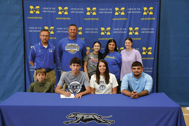 Front row, from left, Henry Baker, Ryan Butcher-Raines, Brandy Baker, Kayden Butcher; Back row, from left,	Aaron Lockhart, Sean Inman, Maddie Lejzerowicz, Arretta Butcher and Jacey Farley. (Photo by Mark Carpenter)